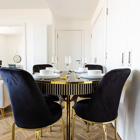 Luxury Apt Near Canary Wharf With Stunning Views London Exterior foto